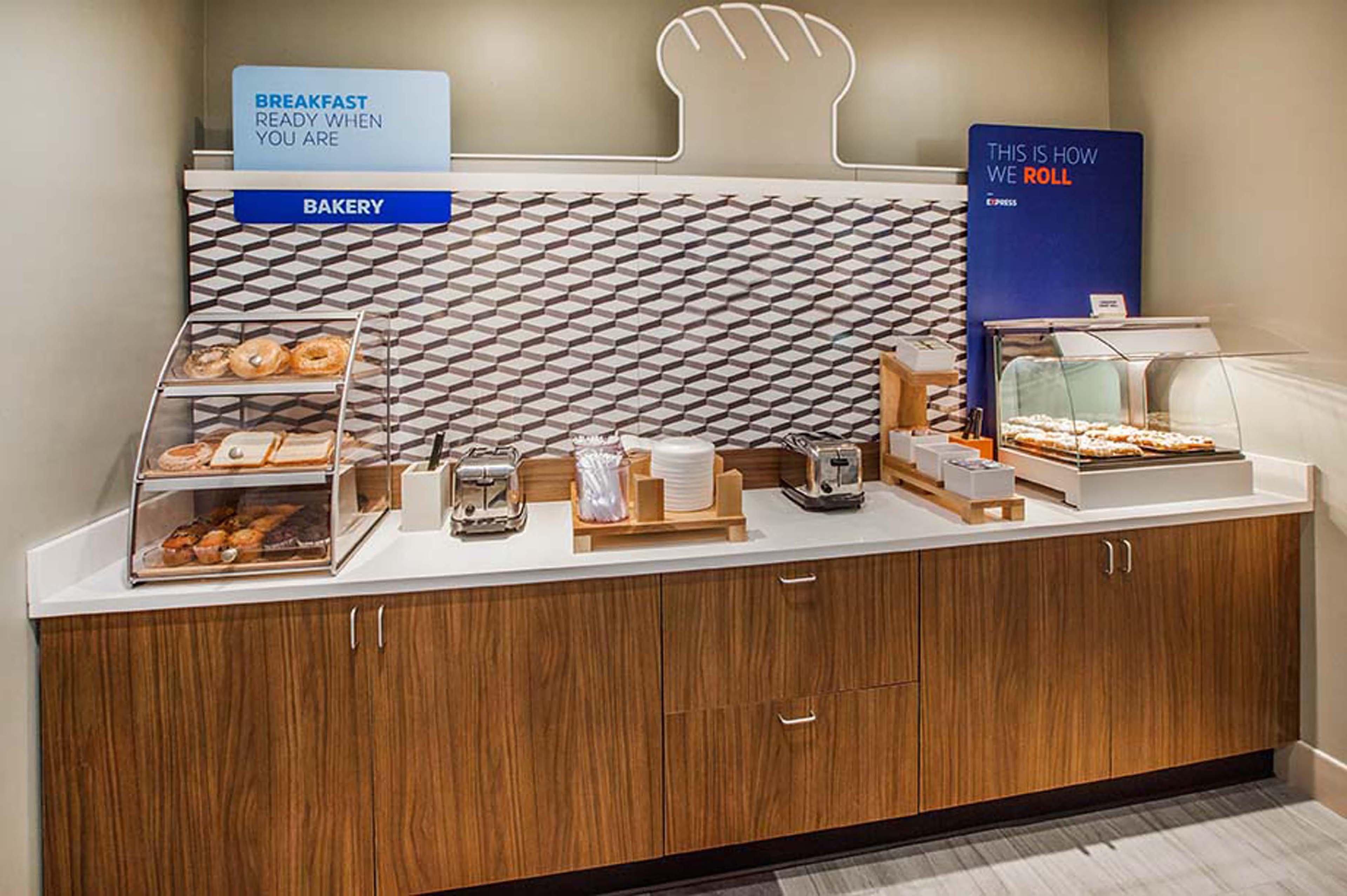 Holiday Inn Express & Suites Detroit - Novi By Ihg Bagian luar foto