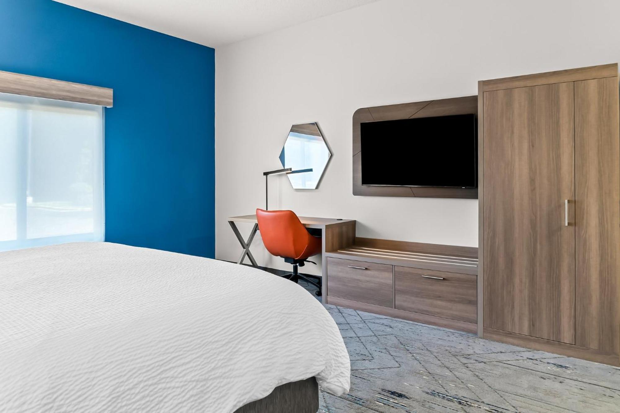 Holiday Inn Express & Suites Detroit - Novi By Ihg Bagian luar foto