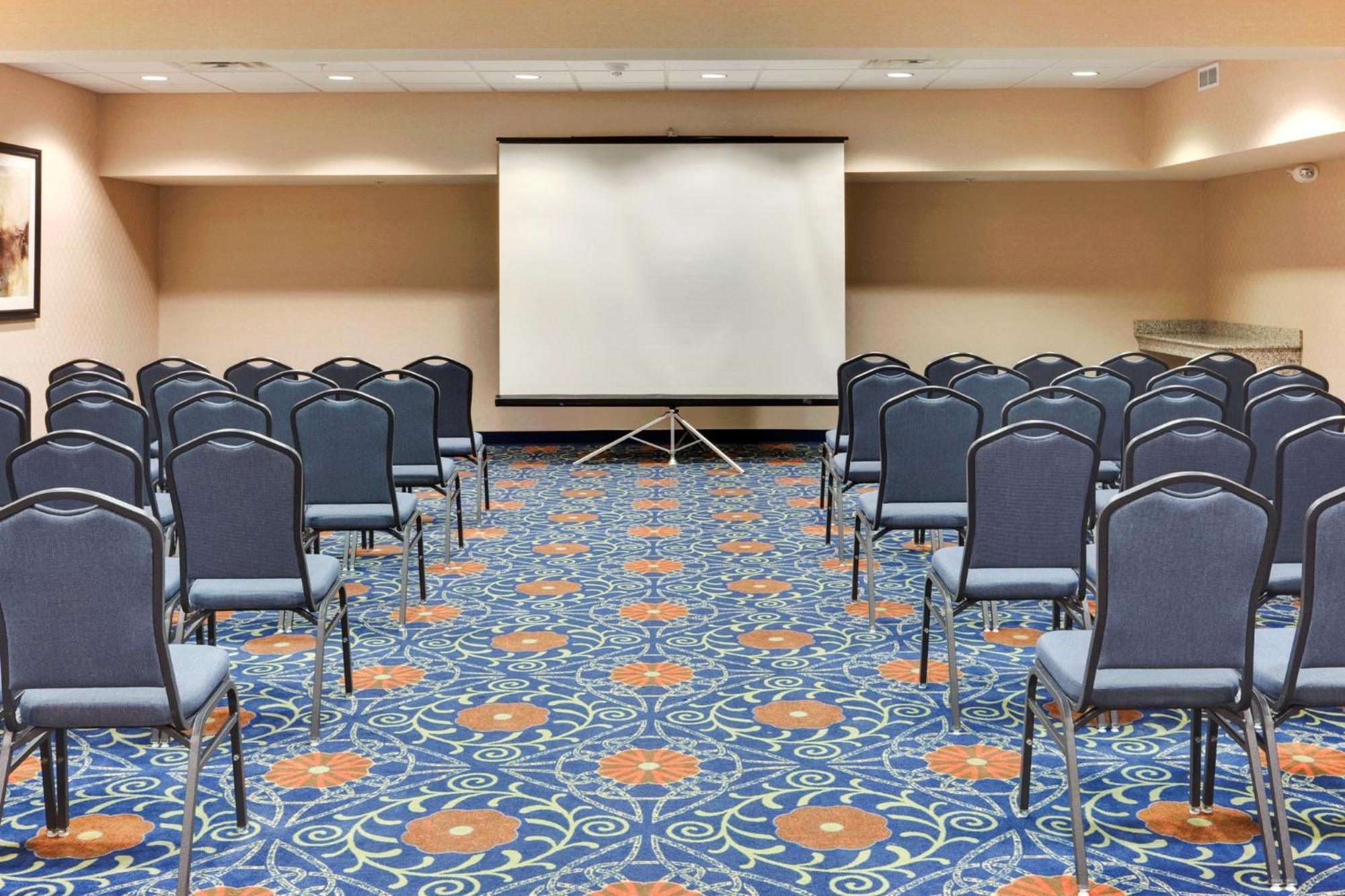 Holiday Inn Express & Suites Detroit - Novi By Ihg Bagian luar foto