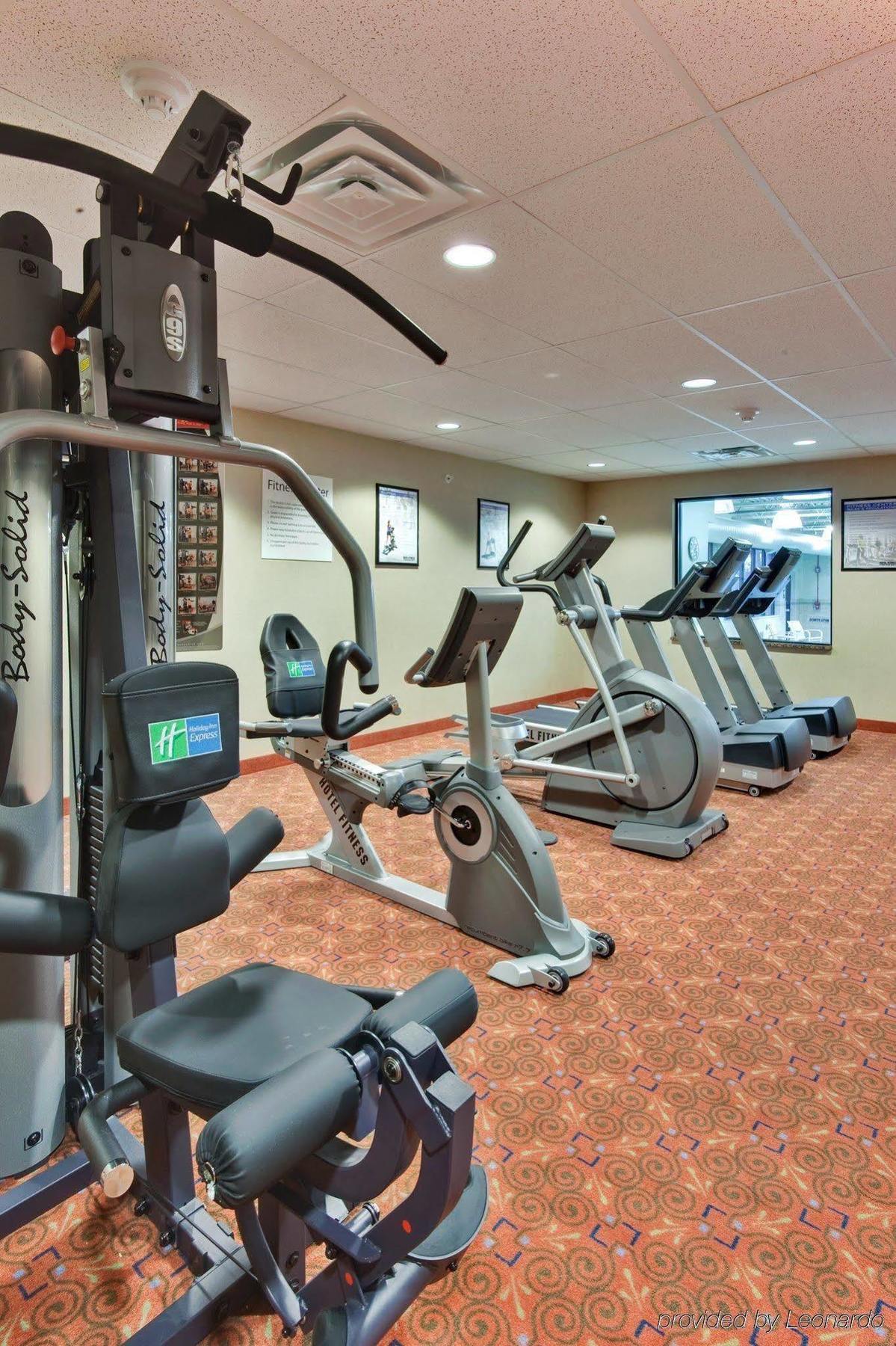 Holiday Inn Express & Suites Detroit - Novi By Ihg Bagian luar foto
